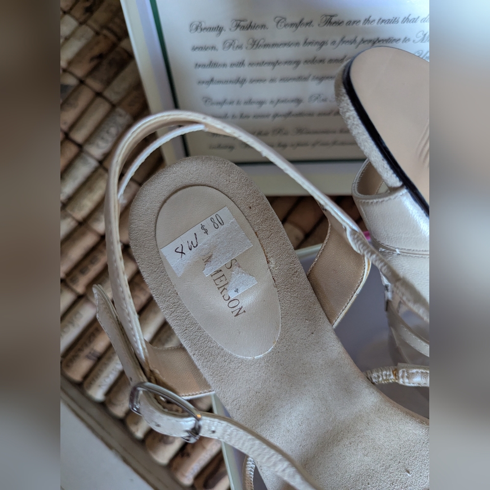Ros Hommerson Ivory Dress Shoes 8W - Picture 4 of 5